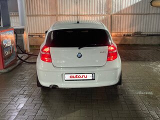 2010 BMW 1 серии 116i I (E81/E82/E87/E88) Рестайлинг, белый, 1300000 рублей, вид 2