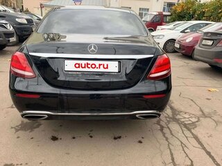 2016 Mercedes-Benz E-Класс 200 V (W213, S213, C238), чёрный, 2200000 рублей, вид 4