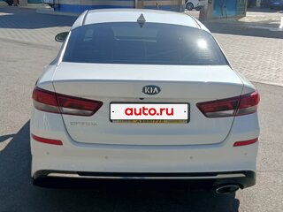 2018 Kia Optima IV Рестайлинг, белый, 2180000 рублей, вид 3