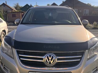 2011 Volkswagen Tiguan I, серебристый, 950000 рублей, вид 1