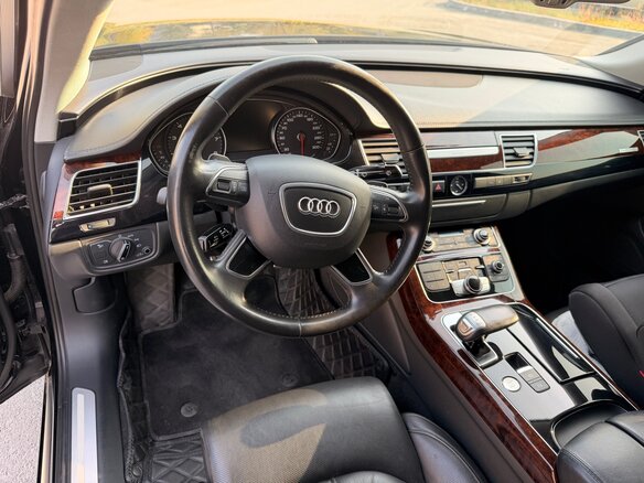 2012 Audi A8 Long III (D4), чёрный, 2700000 рублей - вид 8