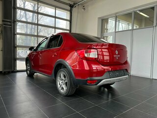 2020 Renault Logan Stepway II Рестайлинг, красный, 900000 рублей, вид 4
