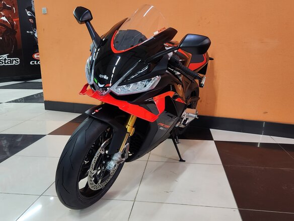 2025 Aprilia RSV4, чёрный, 2950000 рублей - вид 8