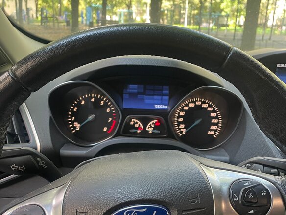 2013 Ford Kuga II, белый, 1400000 рублей - вид 6