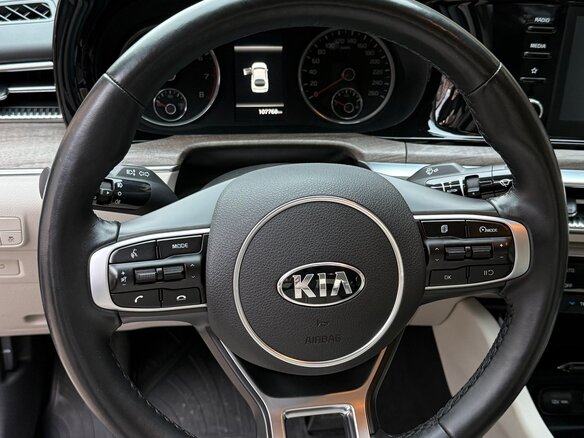 2021 Kia K5 III, синий, 2950000 рублей - вид 8