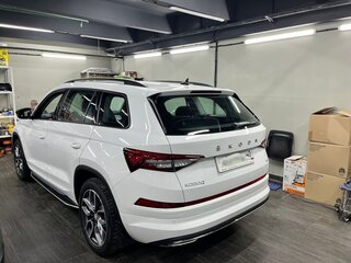 2022 Skoda Kodiaq I Рестайлинг, белый, 4099000 рублей, вид 5