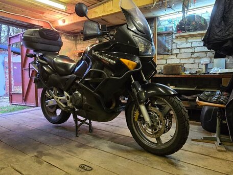 2004 Honda XL1000V Varadero, чёрный, 450000 рублей, вид 4