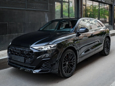 2025 Audi Q8 55 TFSI I (4M) Рестайлинг, чёрный, 11560000 рублей, вид 2