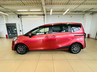 2016 Toyota Sienta II, красный, 1279000 рублей, вид 3