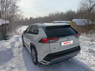 2019 Toyota RAV4 V (XA50), белый, 3400000 рублей, вид 1