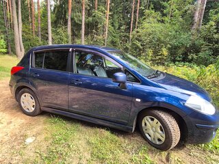 2011 Nissan Tiida I Рестайлинг, синий, 850000 рублей, вид 1