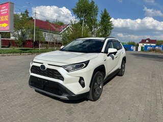 2019 Toyota RAV4 V (XA50), белый, 3450000 рублей, вид 2