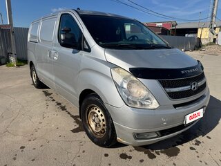 2009 Hyundai Grand Starex I, серебристый, 800000 рублей, вид 3
