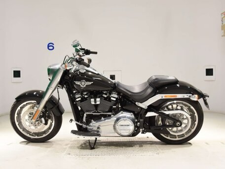 2018 Harley-Davidson Fat Boy, чёрный, 1640000 рублей, вид 1