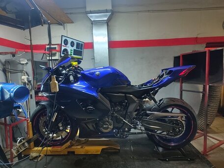 2022 Yamaha YZF-R7, синий, 1249000 рублей, вид 4