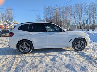 2019 BMW X3 20d xDrive III (G01), белый, 4650000 рублей, вид 3
