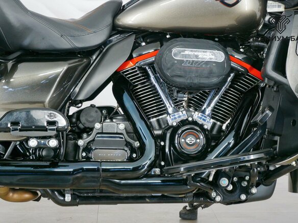2018 Harley-Davidson CVO Limited, чёрный, 2485000 рублей - вид 9