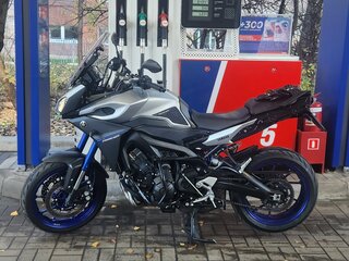 2016 Yamaha MT-09 Tracer (FJ-09), серый, 750000 рублей, вид 2