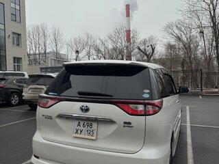 2017 Toyota Estima III Рестайлинг 3, белый, 3500000 рублей, вид 4