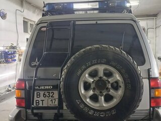 1996 Mitsubishi Pajero II, серый, 830000 рублей, вид 3
