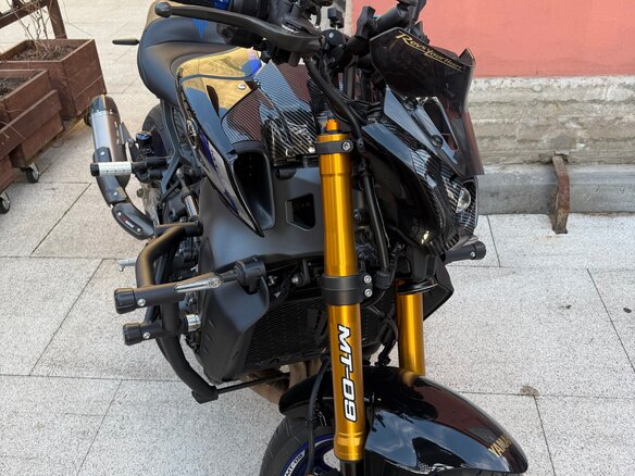2021 Yamaha MT-09 (FZ-09), синий, 1200000 рублей - вид 6