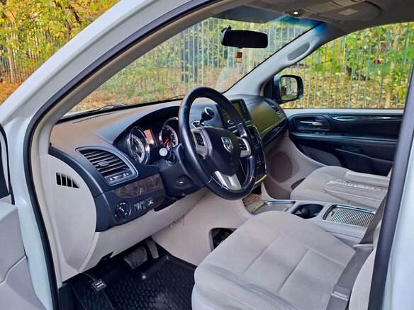 2011 Dodge Caravan Grand V, белый, 1190000 рублей - вид 11