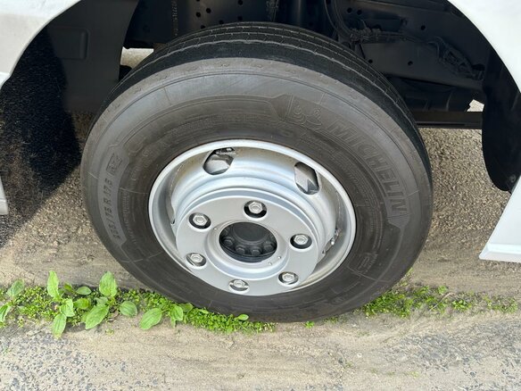 2013 Mercedes-Benz Atego, белый, 7474990 рублей - вид 20