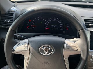 2011 Toyota Camry VI (XV40) Рестайлинг, серебристый, 1020000 рублей, вид 4