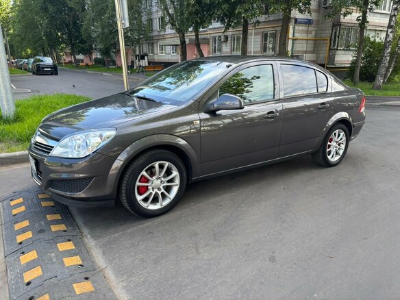 2010 Opel Astra H Рестайлинг, серый, 580000 рублей
