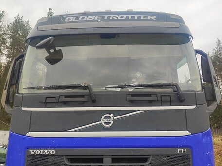 2018 Volvo FH, синий, 7800000 рублей, вид 1
