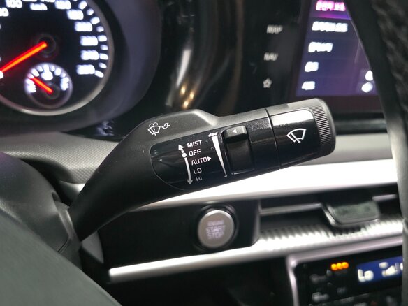 2022 Kia K5 III, чёрный, 2098000 рублей - вид 22