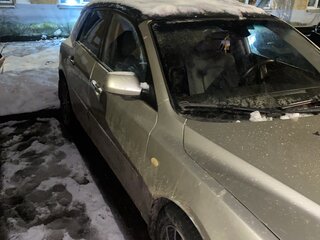 2007 Mazda 3 I (BK) Рестайлинг, золотистый, 420000 рублей, вид 4
