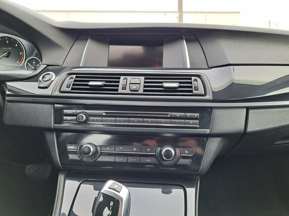 2015 BMW 5 серии 520d VI (F10/F11/F07) Рестайлинг, серый, 1565000 рублей - вид 13