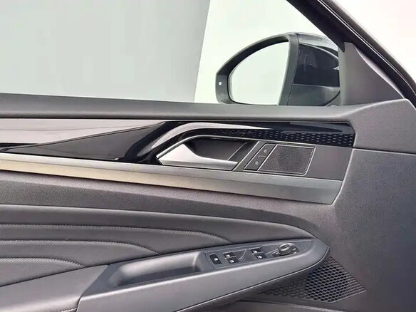 2023 Volkswagen Passat (North America and China) II (China Market) Рестайлинг, чёрный - вид 7