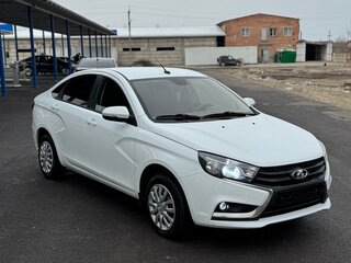 2018 Lada (ВАЗ) Vesta I, белый, 900000 рублей, вид 4