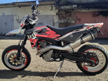 2012 Husqvarna SMR 630, красный, 450000 рублей, вид 1