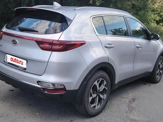 2019 Kia Sportage IV Рестайлинг, серебристый, 2180000 рублей, вид 3