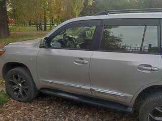 2010 Toyota Land Cruiser 200 Series, серебристый, 3000000 рублей, вид 4