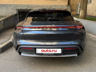 2022 Porsche Taycan 4 Cross Turismo I, серый, 11000000 рублей, вид 3