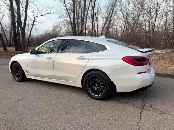 2018 BMW 6 серии Gran Turismo 630d xDrive IV (G32), белый, 4099000 рублей - вид 13