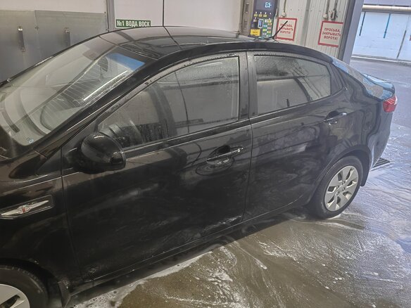 2013 Kia Rio III, чёрный, 870000 рублей - вид 1