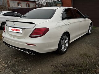 2017 Mercedes-Benz E-Класс 200 V (W213, S213, C238), белый, 2950000 рублей, вид 3