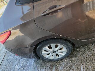 2016 Hyundai Solaris I Рестайлинг, коричневый, 600000 рублей, вид 4