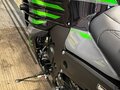 2021 Kawasaki ZZR 1400, серый, 1463310 рублей - вид 8