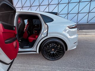 2021 Porsche Cayenne III, серый, 10800000 рублей, вид 5