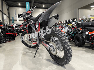 2026 BSE Z5, красный, 179990 рублей, вид 3