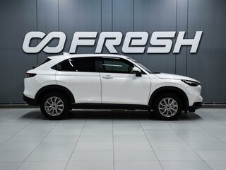 2021 Honda Vezel II, белый, 2559000 рублей, вид 5