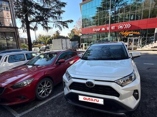 2022 Toyota RAV4 V (XA50), белый, 3495000 рублей, вид 2