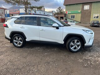 2019 Toyota RAV4 V (XA50), белый, 3650000 рублей, вид 4