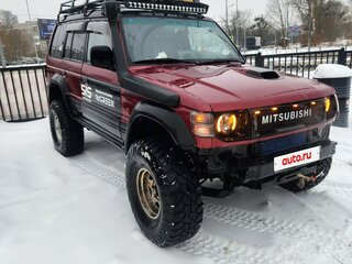 1994 Mitsubishi Pajero II, пурпурный, 1800000 рублей, вид 1